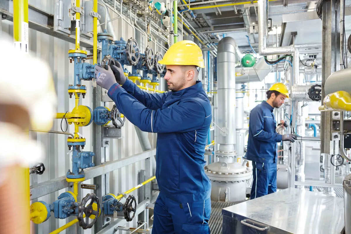 technical field services photograph